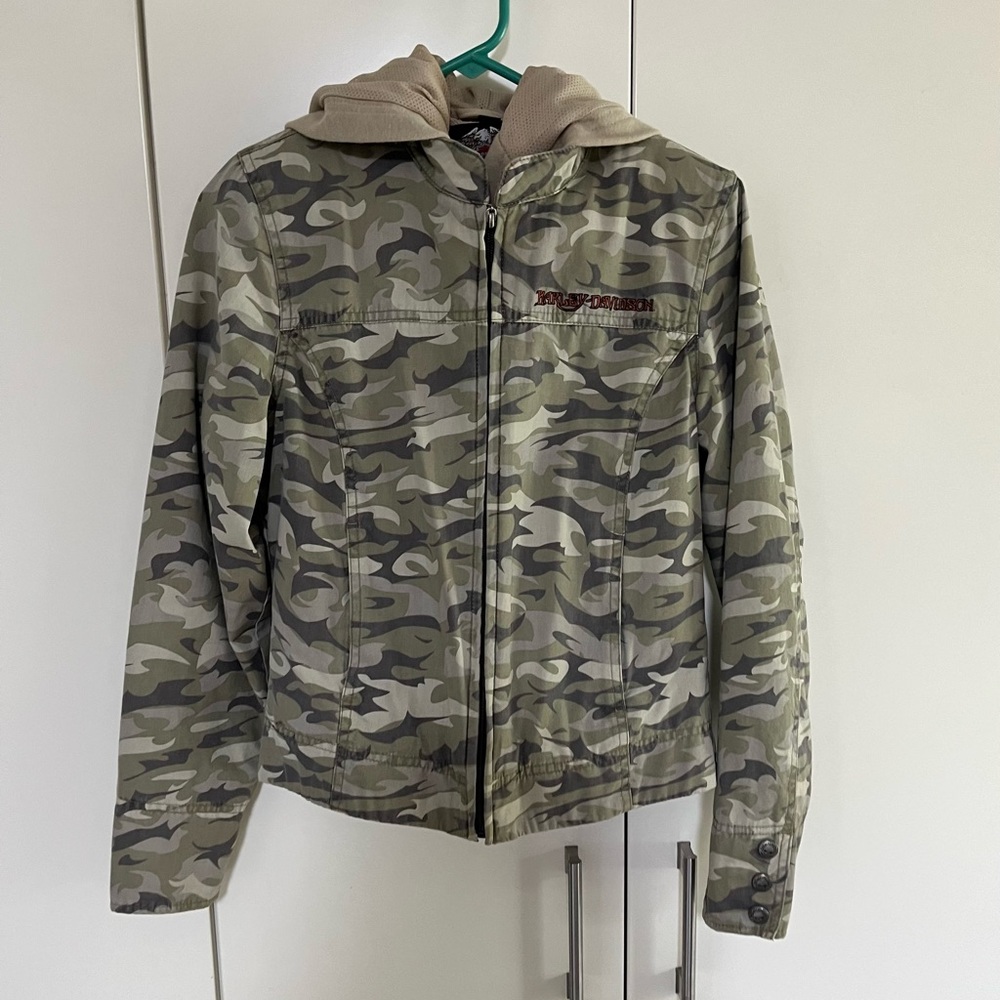 Women’s Harley Davidson jacket with hoodie